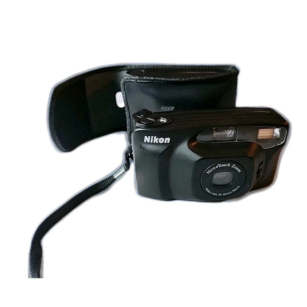 Nikon Nice Touch Zoom 35mm Film Camera w/Case 35-60mm Macro *Selling for Parts